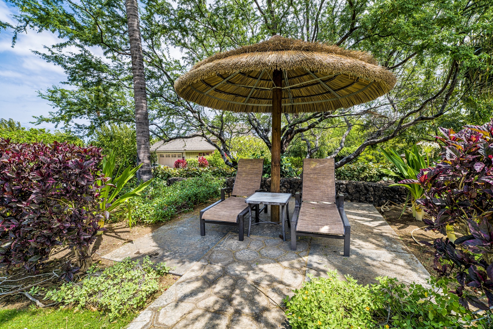 Kamuela Vacation Rentals, Mauna Lani KaMilo #217 - Lounge in the shade