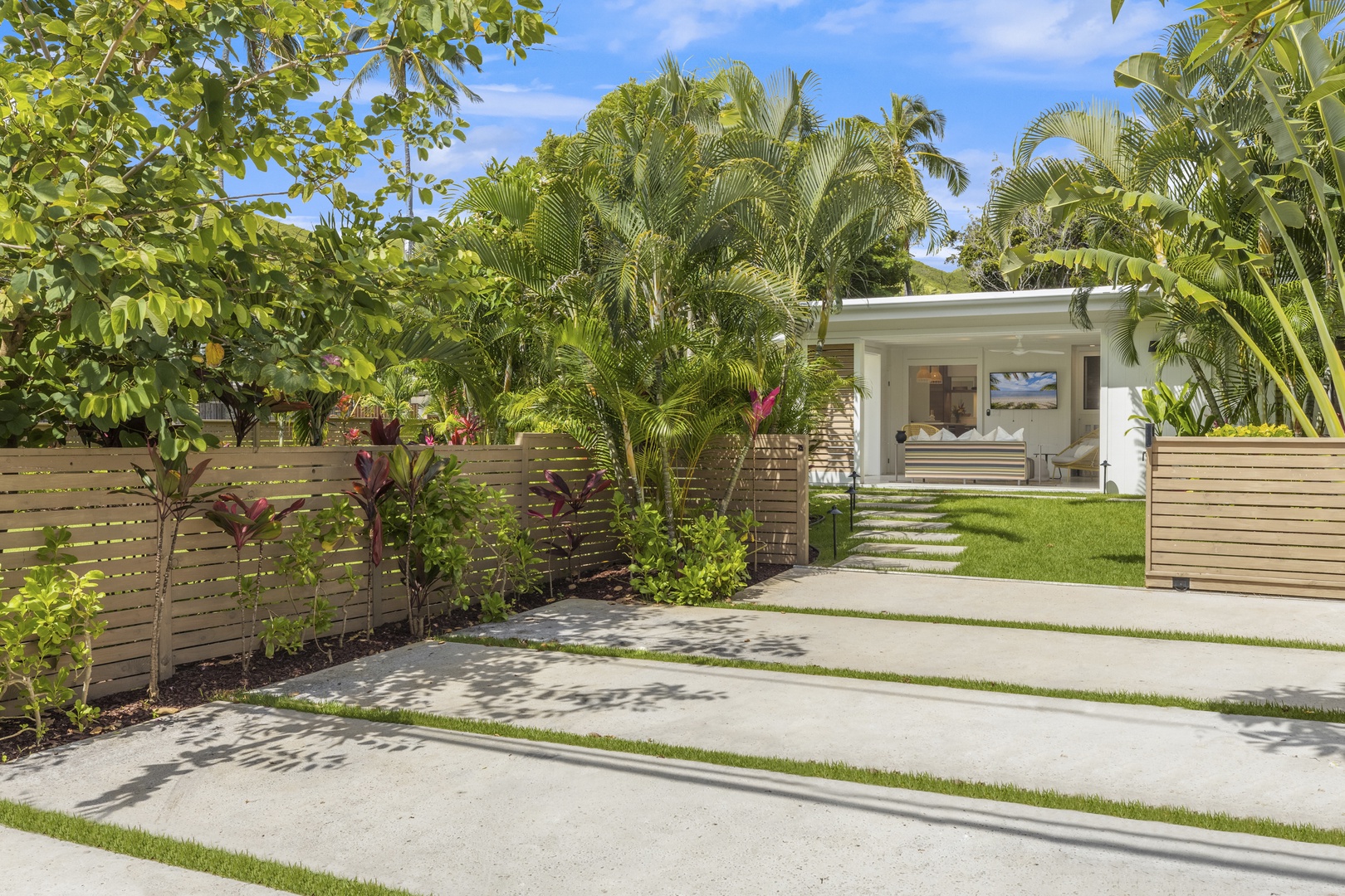 Kailua Vacation Rentals, Lanikai Hideaway - Bocci ball courts, who will be the champ!?