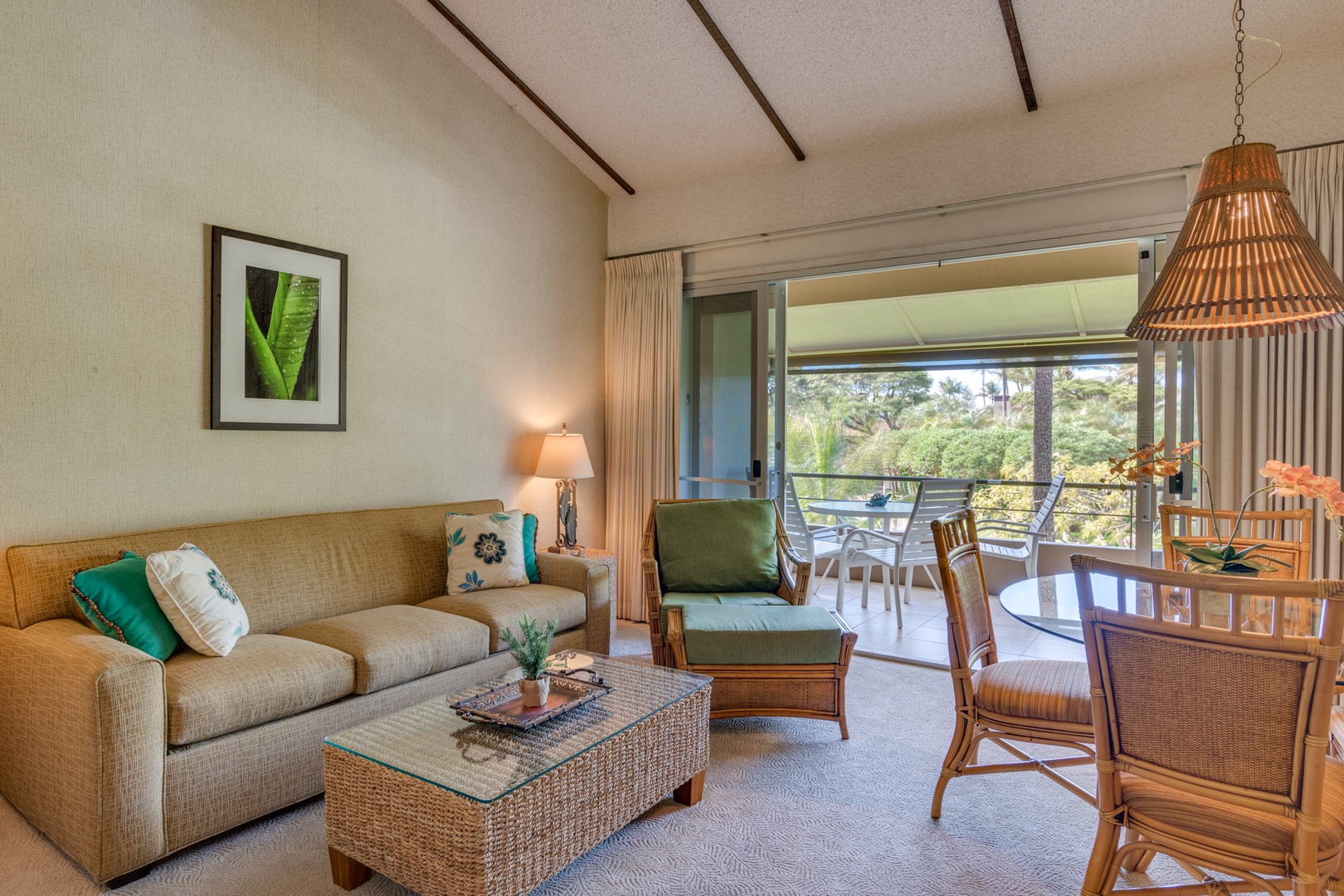 Lahaina Vacation Rentals, Maui Kaanapali Villas B225 - Queen sleeper sofa for a maximum of 4 guests
