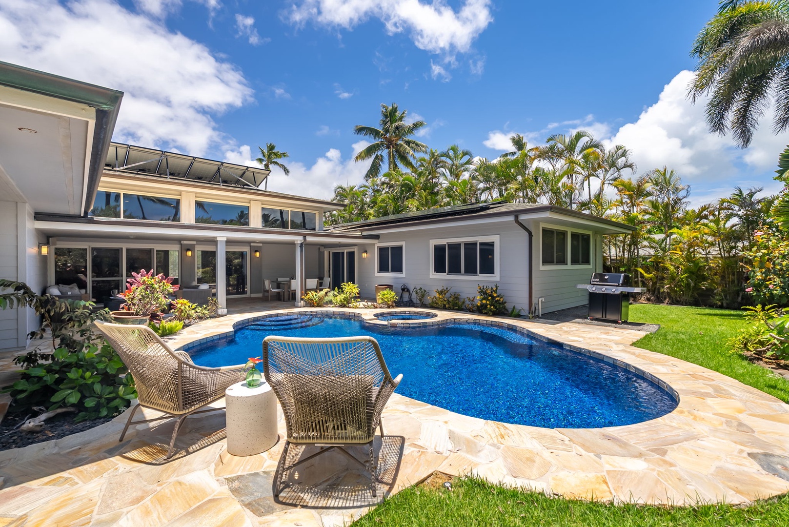 Kailua Vacation Rentals, Kailua Beach House - Relax poolside with comfy seating and sunny skies all around.