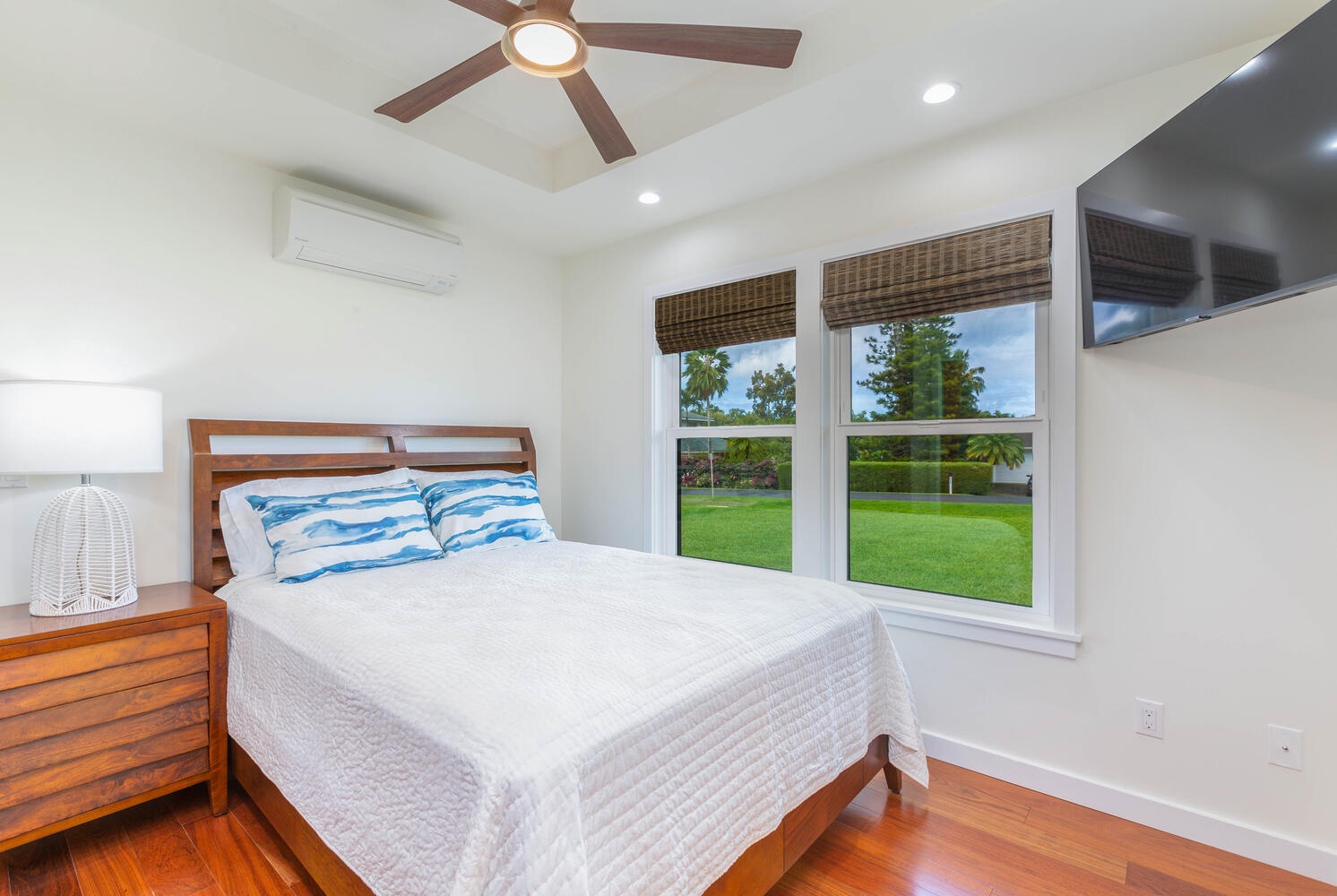 Princeville Vacation Rentals, Aloha Villa - Guest bedroom also has views