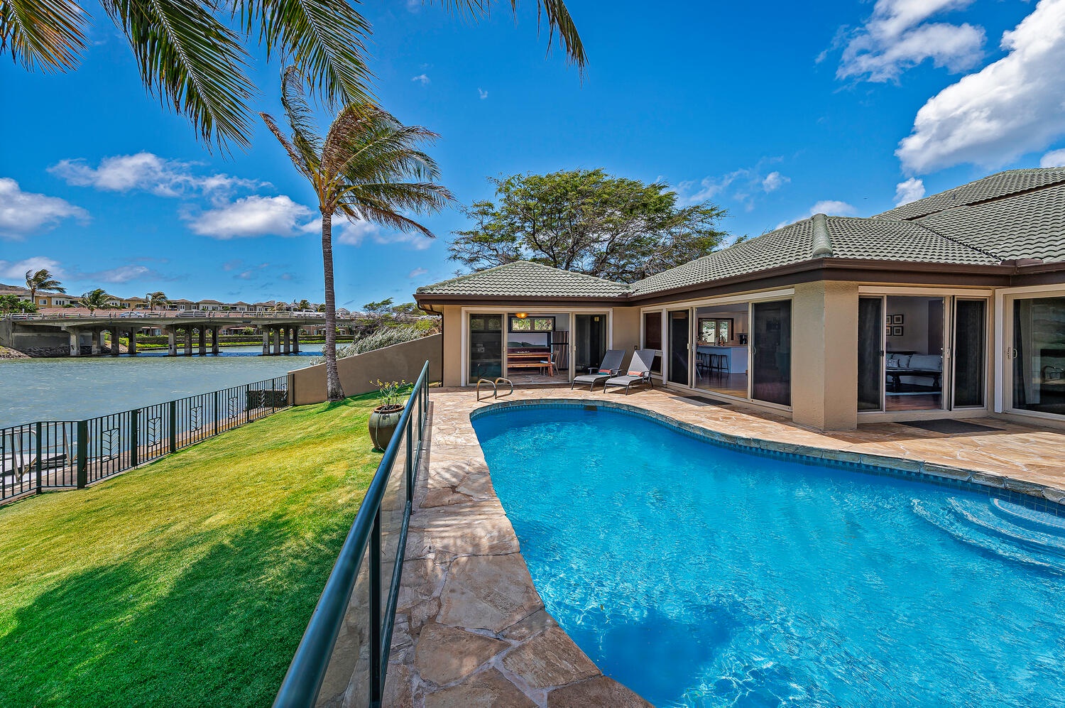Honolulu Vacation Rentals, Nani Wai - Lounge by the pool with beautiful marina and Koko Crater views!