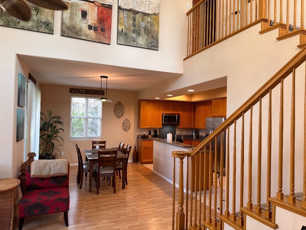 Waikoloa Vacation Rentals, Waikoloa Colony Villas 2101 - Dining for six right next to upstairs nightly spaces.