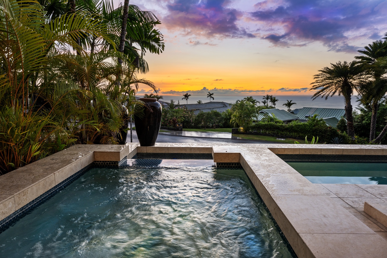 Kailua Kona Vacation Rentals, Ohana le'ale'a - Relax in the spa as the sun sets over the Big Island’s stunning landscapes.