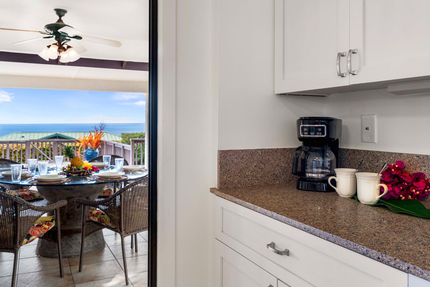 Kailua Kona Vacation Rentals, Kona Dreams - Coffee corner for coffee lovers!