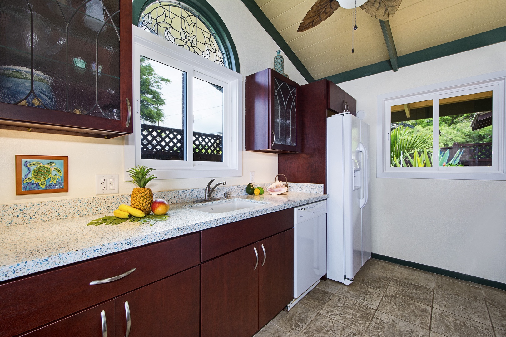 Kailua Kona Vacation Rentals, The Cottage - Newly Remodeled Kitchen