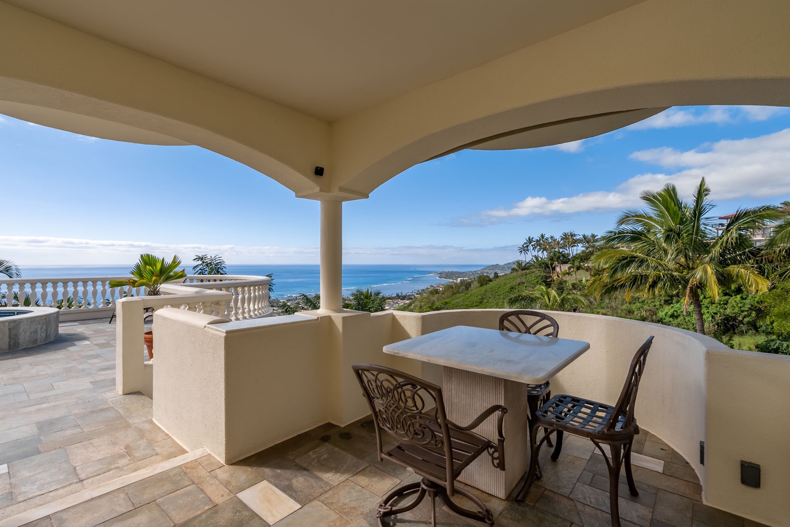 Honolulu Vacation Rentals, Hawaii Ridge Getaway - Private deck overlooking partial ocean views.