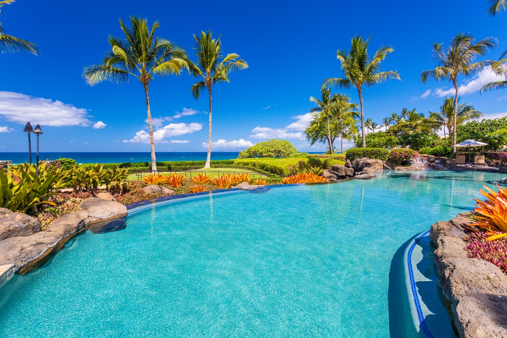 Wailea Vacation Rentals, Sun Splash C301 at Wailea Beach Villas* - Twilight at the Exceptional Infinity-Edge Heated Adults-Only Pool for Wailea...