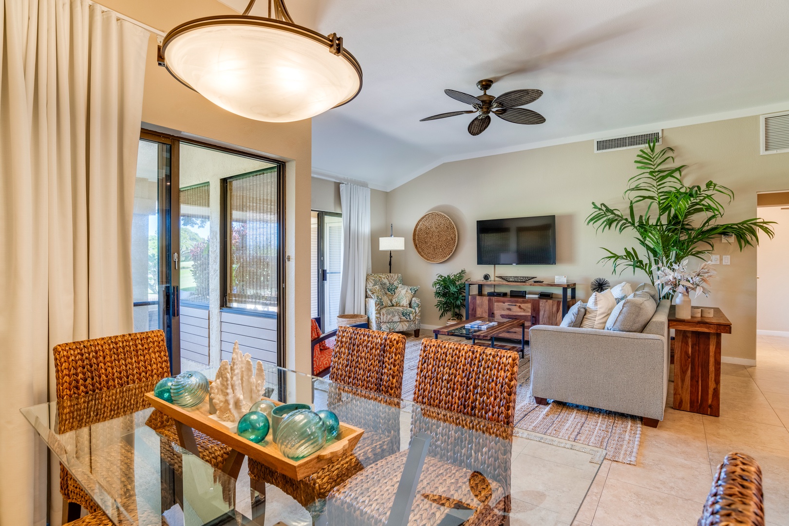 Lahaina Vacation Rentals, Kapalua Golf Villas 15P3-4 - Indoor dining when you desire