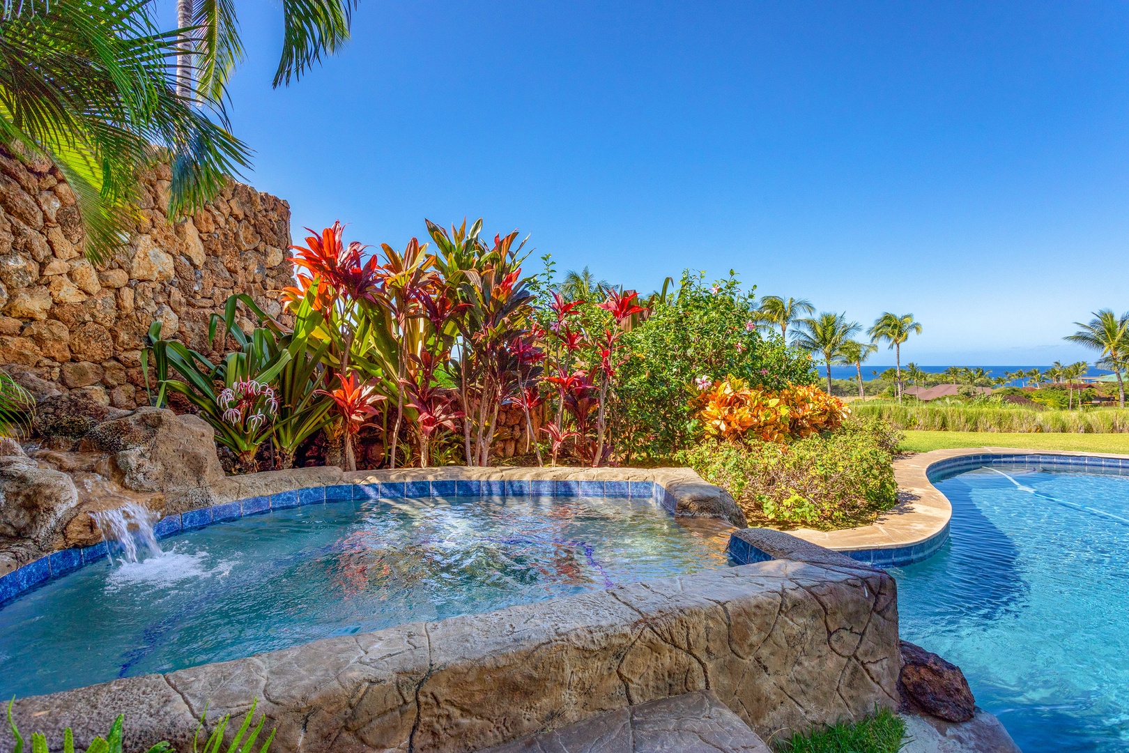 Kamuela Vacation Rentals, Kaunaoa 7B at Mauna Kea Resort - Refreshing Spa with Spectacular Views