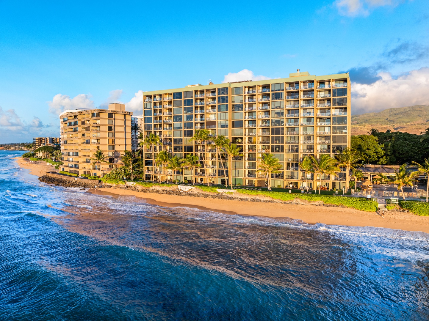 Lahaina Vacation Rentals, Mahana 1118 - Aerial view reveals Mahana 1118’s prime beachfront location on Ka'anapali Beach.