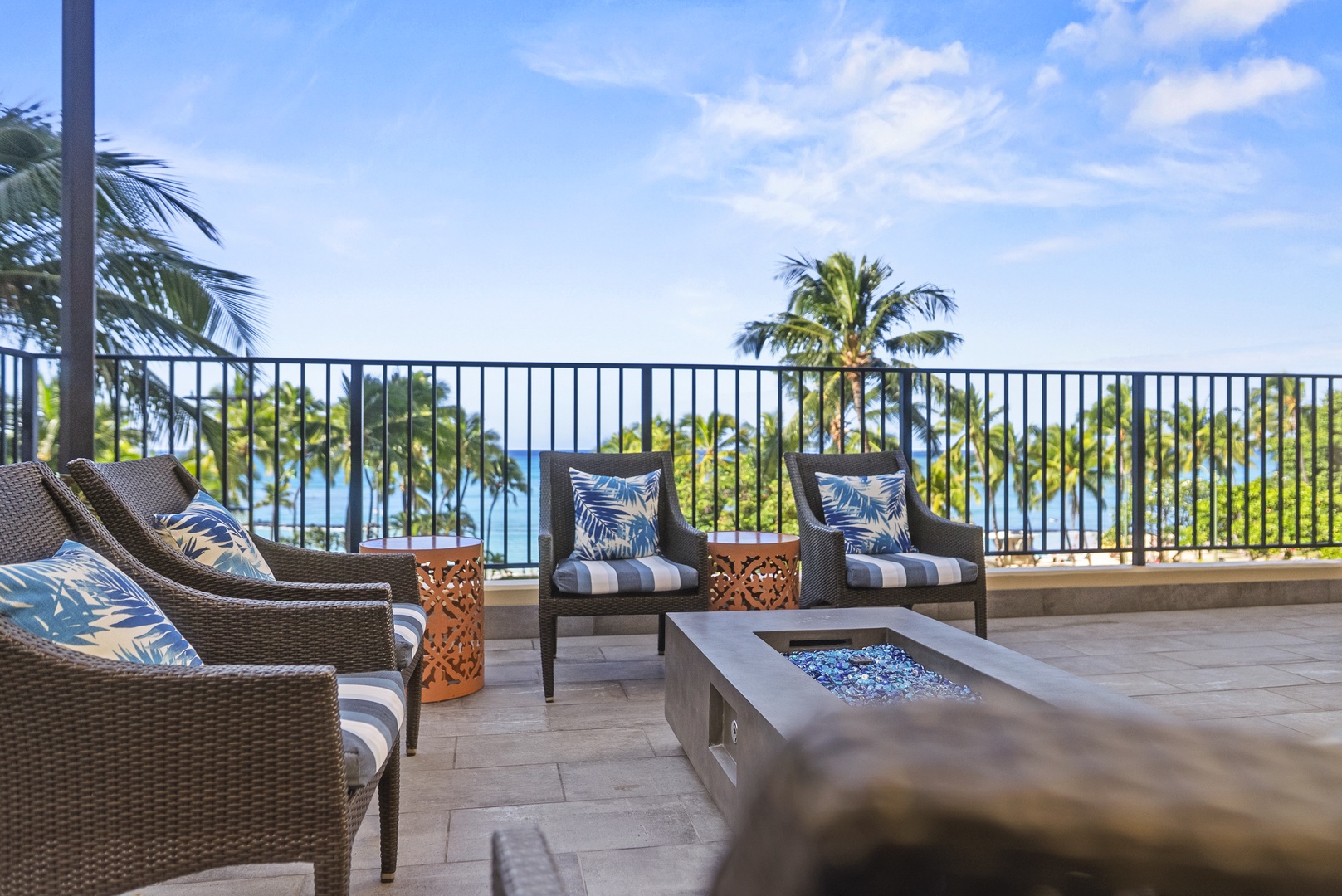 Honolulu Vacation Rentals, Aston Waikiki Beach Tower 602 - Take in tropical views and sunshine from the elevated rooftop lounge area.