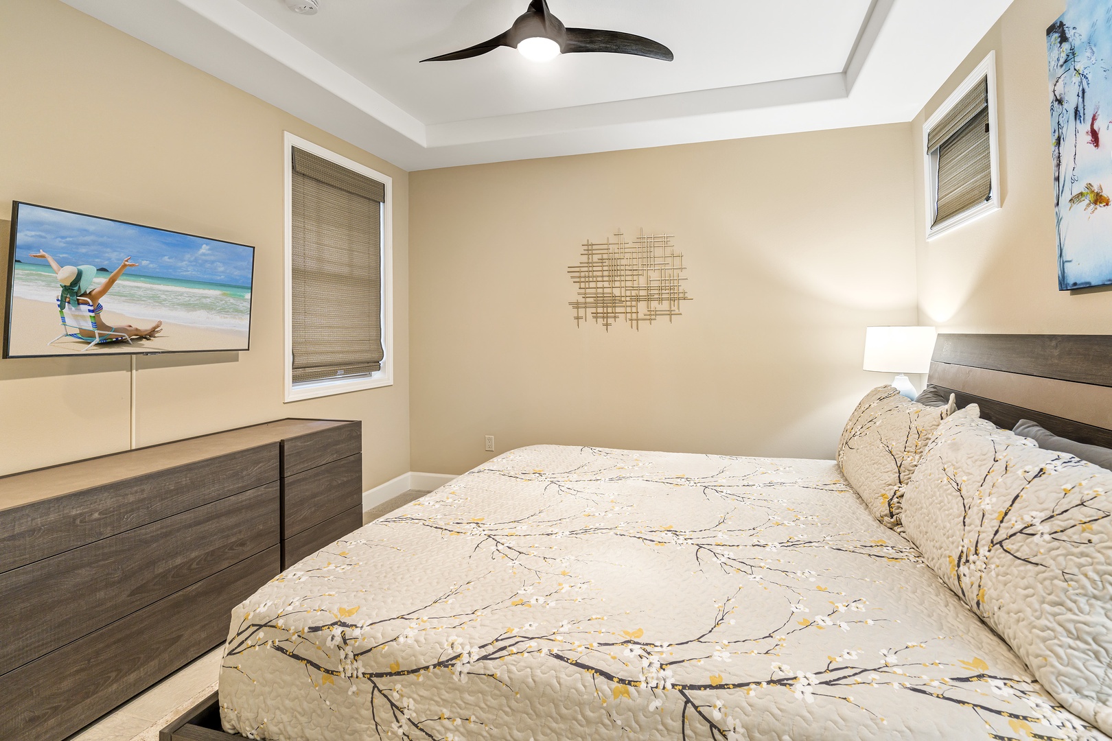 Kailua Kona Vacation Rentals, Holua Kai #9 - Equipped with A/C, TV, ensuite, Cal King bed and more