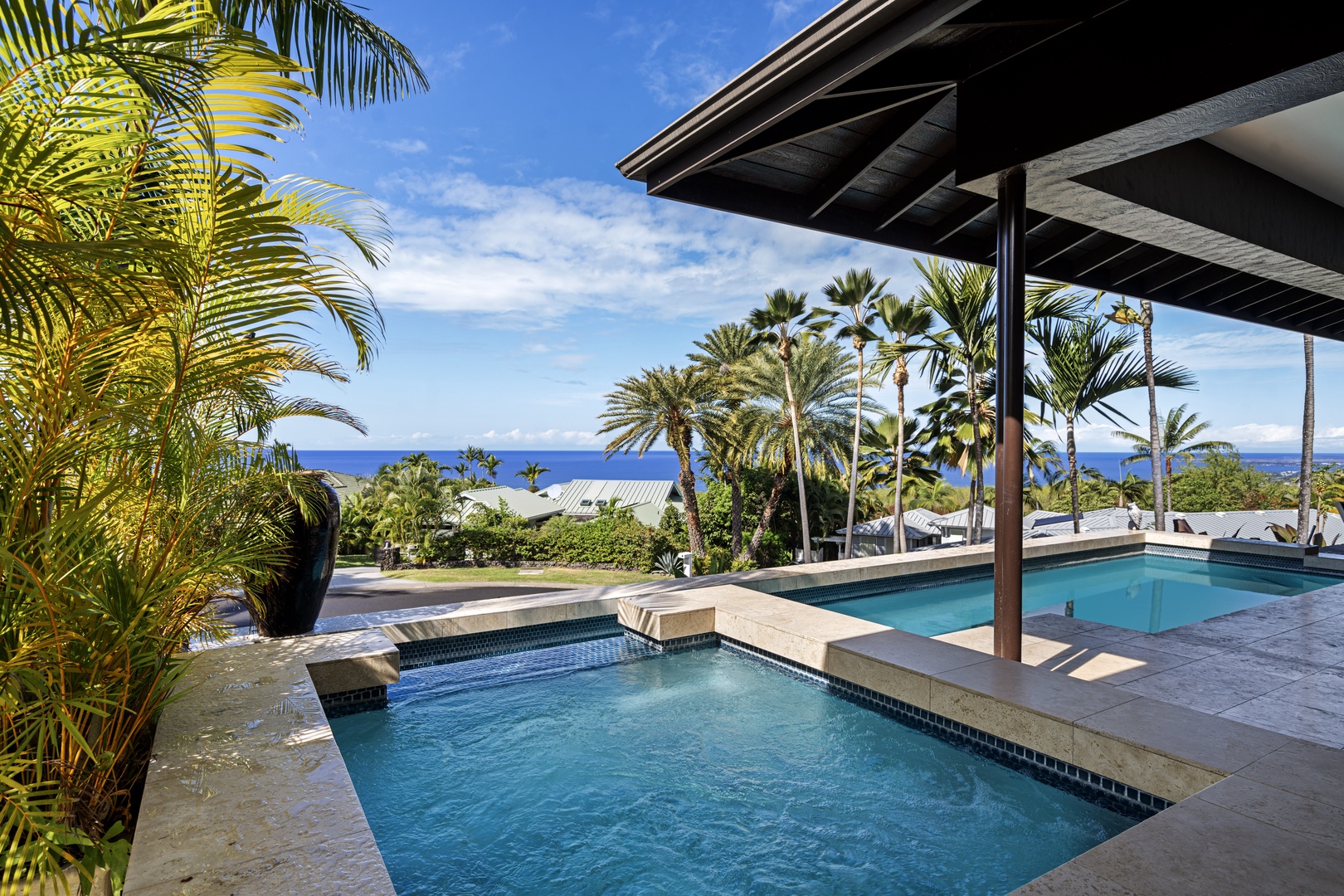 Kailua Kona Vacation Rentals, Ohana le'ale'a - Unwind in luxury with peaceful surroundings.