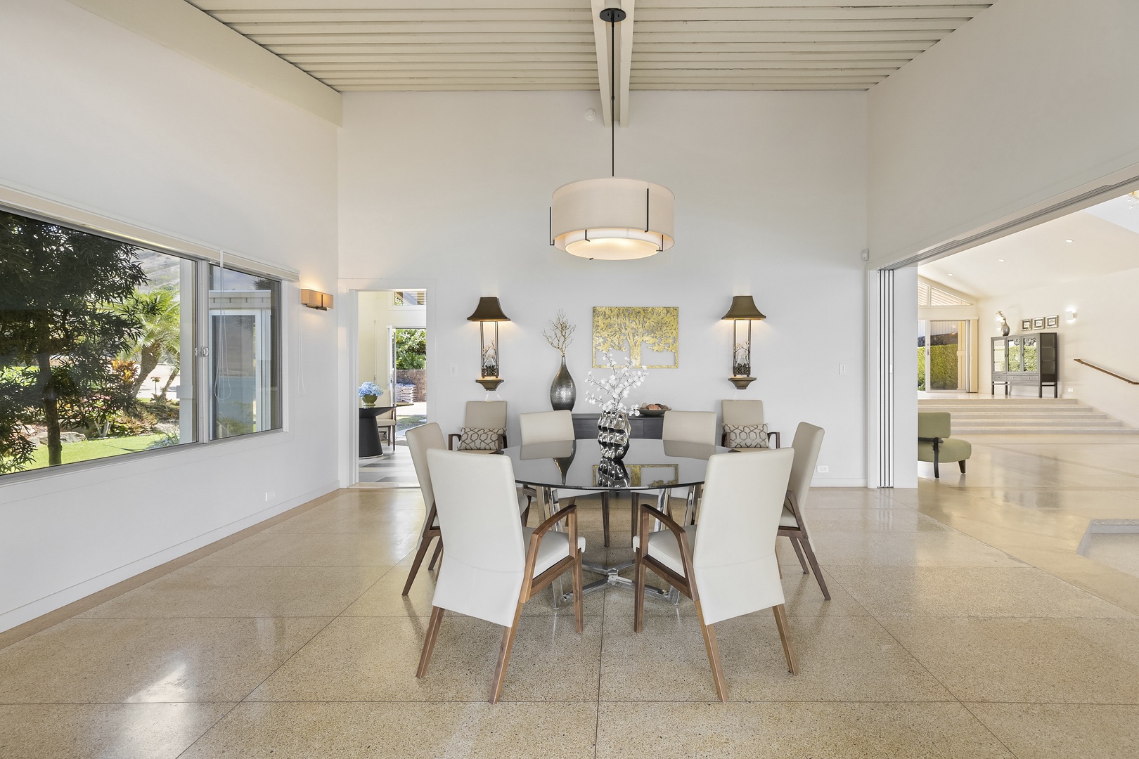Honolulu Vacation Rentals, Hanapepe House - Dining room with Sliding Divider Doors