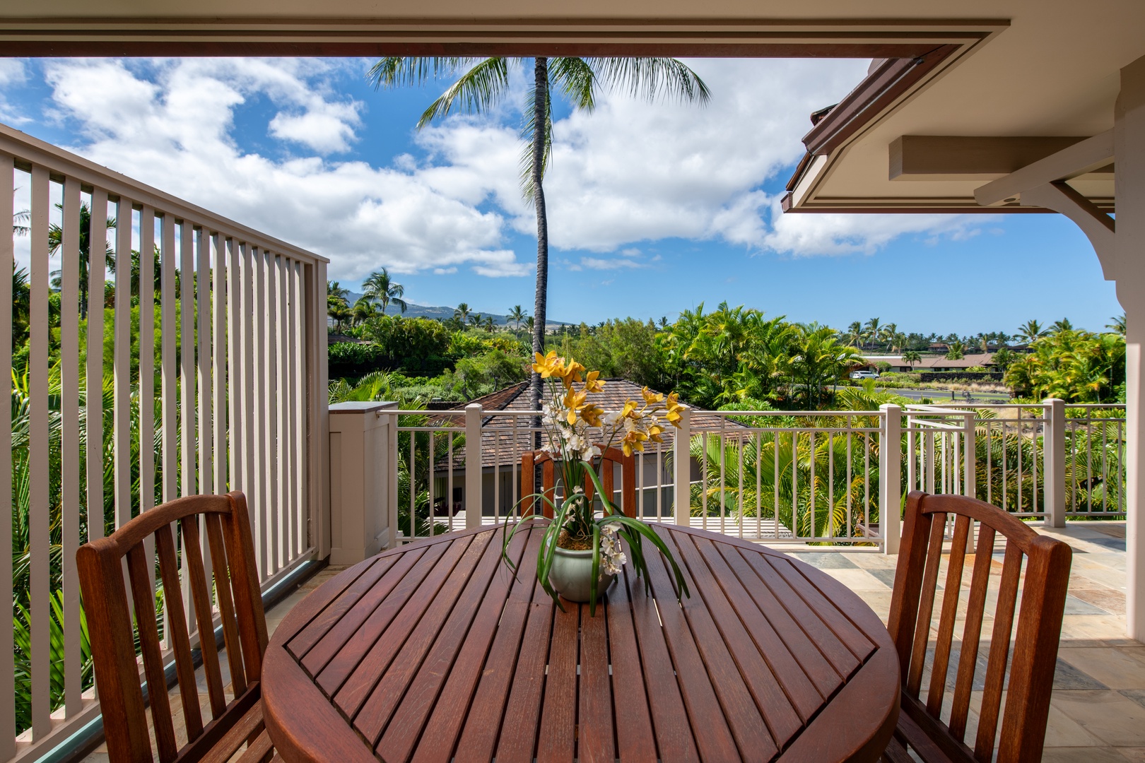 Kailua Kona Vacation Rentals, 3BD Ka'Ulu Villa (109A) at Four Seasons Resort at Hualalai - An al-fresco dining option with views on the upstair lanai.