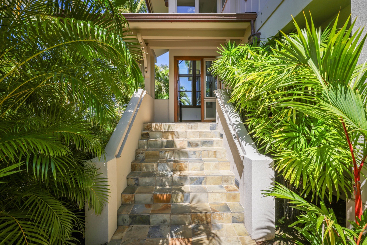 Kailua Kona Vacation Rentals, 3BD Ka'Ulu Villa (109A) at Hualalai Resort - View of stairway leading to the front door.