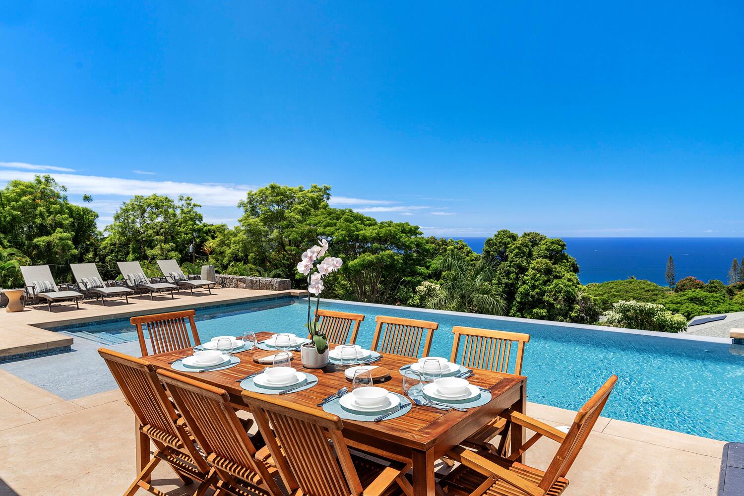 Kailua-Kona Vacation Rentals, Hale Joli - Dine al fresco and with a view.