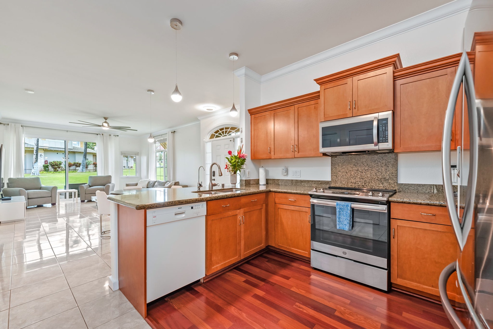 Kapolei Vacation Rentals, Kai Lani Luxury 6D - A complete kitchen setup with all the essentials, including a microwave, oven, and everything you need for a convenient stay.