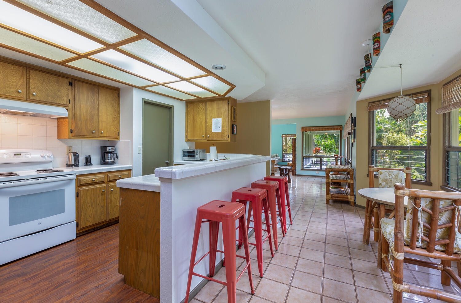 Princeville Vacation Rentals, Ailana Hale - Kitchen