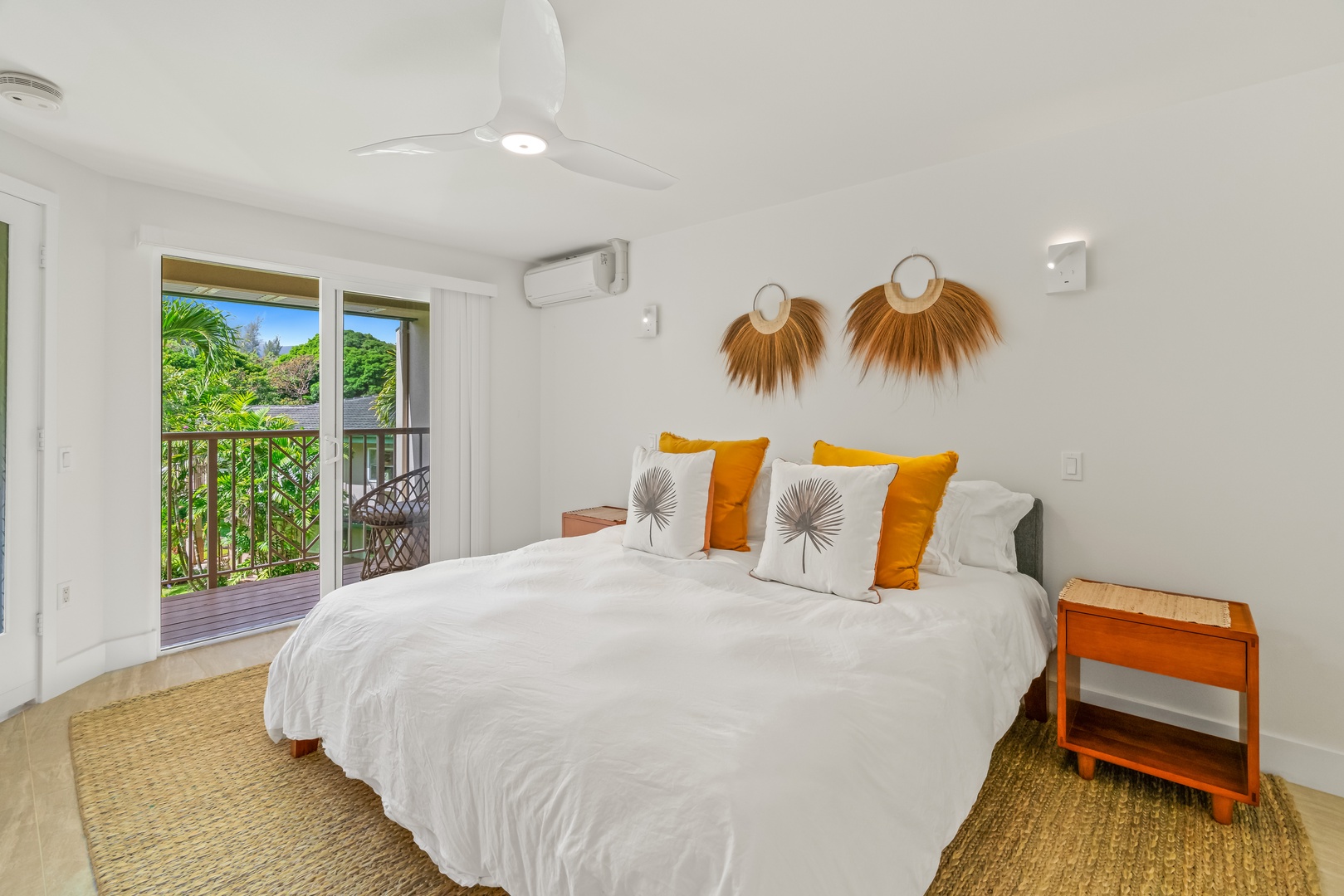 Princeville Vacation Rentals, Mana Wahine - Second guest suite features calming garden views and ensuite spa bath.