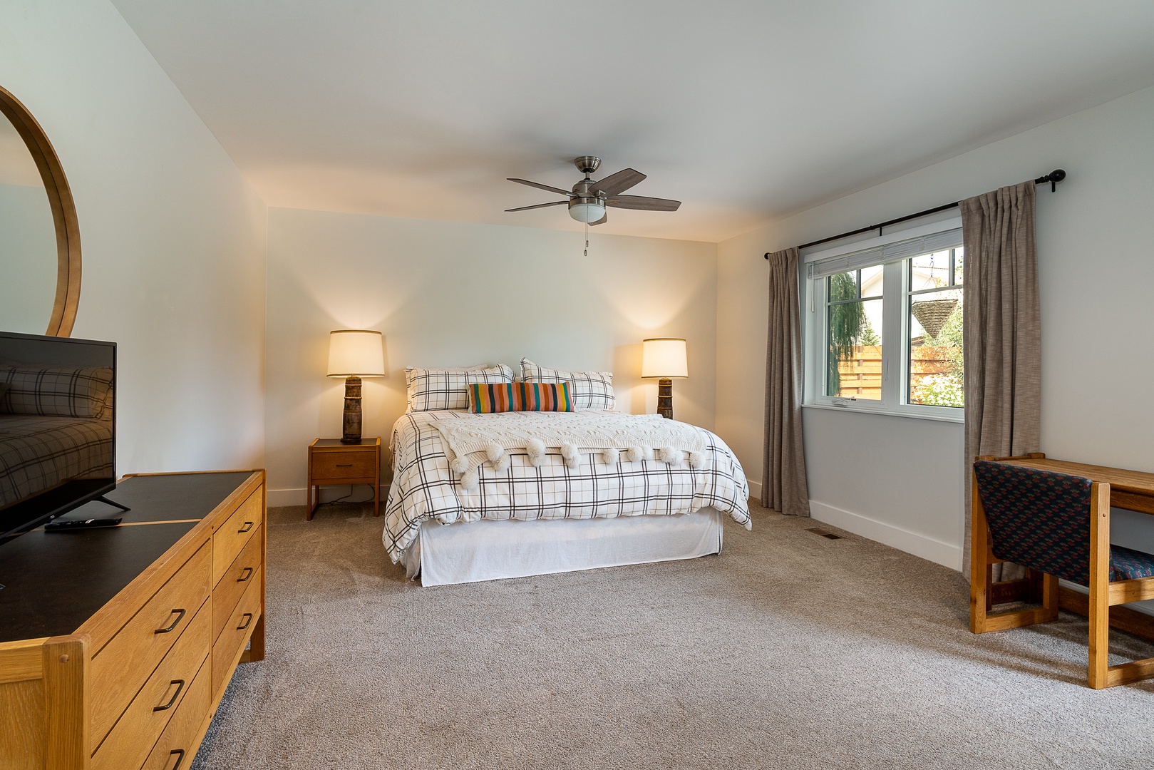 Hailey Vacation Rentals, Contemporary Red Feather Comfort - Primary Bedroom with king bed and ensuite bath