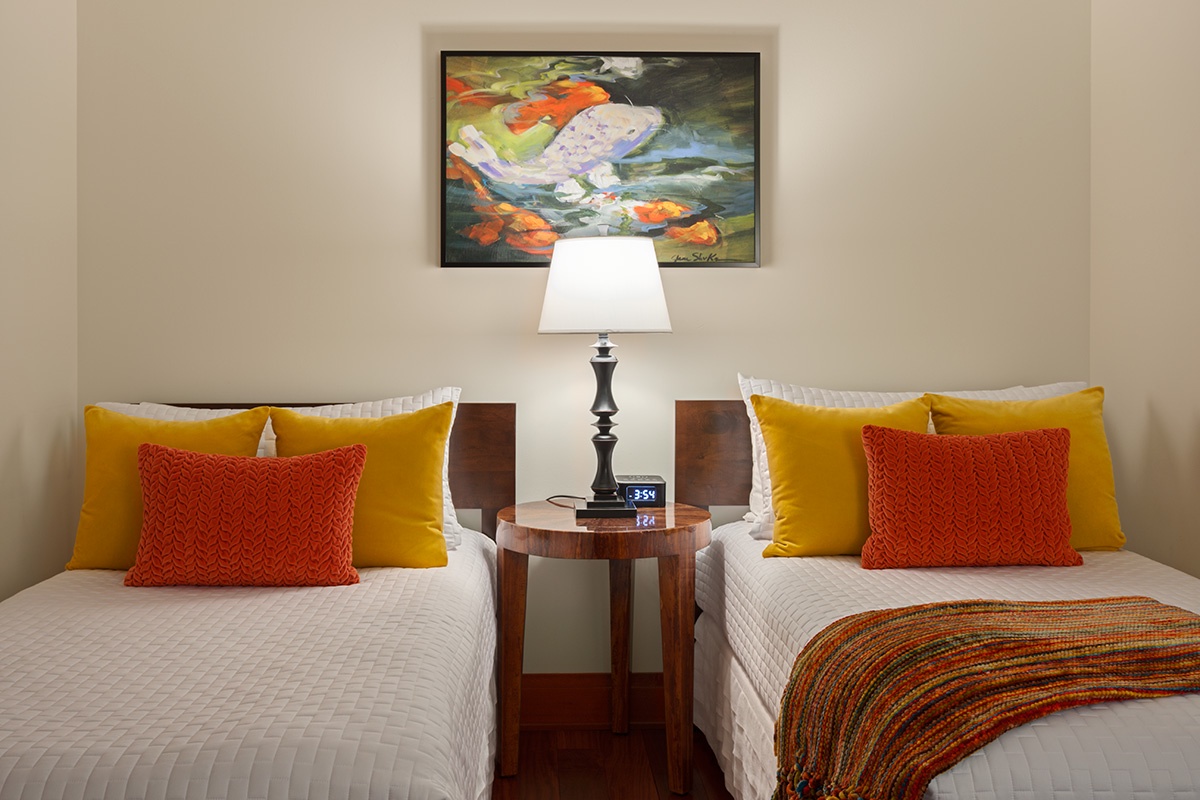 Kapalua Vacation Rentals, Ocean Dreams Villa 2203 at Montage Kapalua Bay* - Fourth Sleeping Room with 2 Twin Beds or 1 King Bed, Fax/Printer, Office Desk, iPod dock, XBOX 360, HD Television, HD digital cable box, CD/DVD