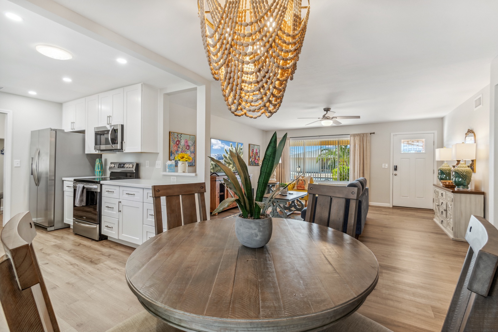 Mesa Vacation Rentals, Private Putting Oasis - The property has been completely updated, with new flooring, countertops, appliances, and much more. You'll love the quartz countertops and new white cabinets in the kitchen, complete with gorgeous hardware