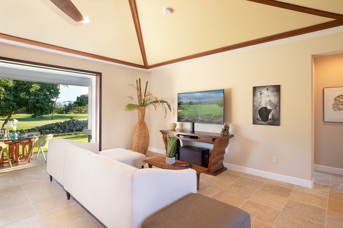 Kailua Kona Vacation Rentals, Holua Kai #1 - Living room with big tv