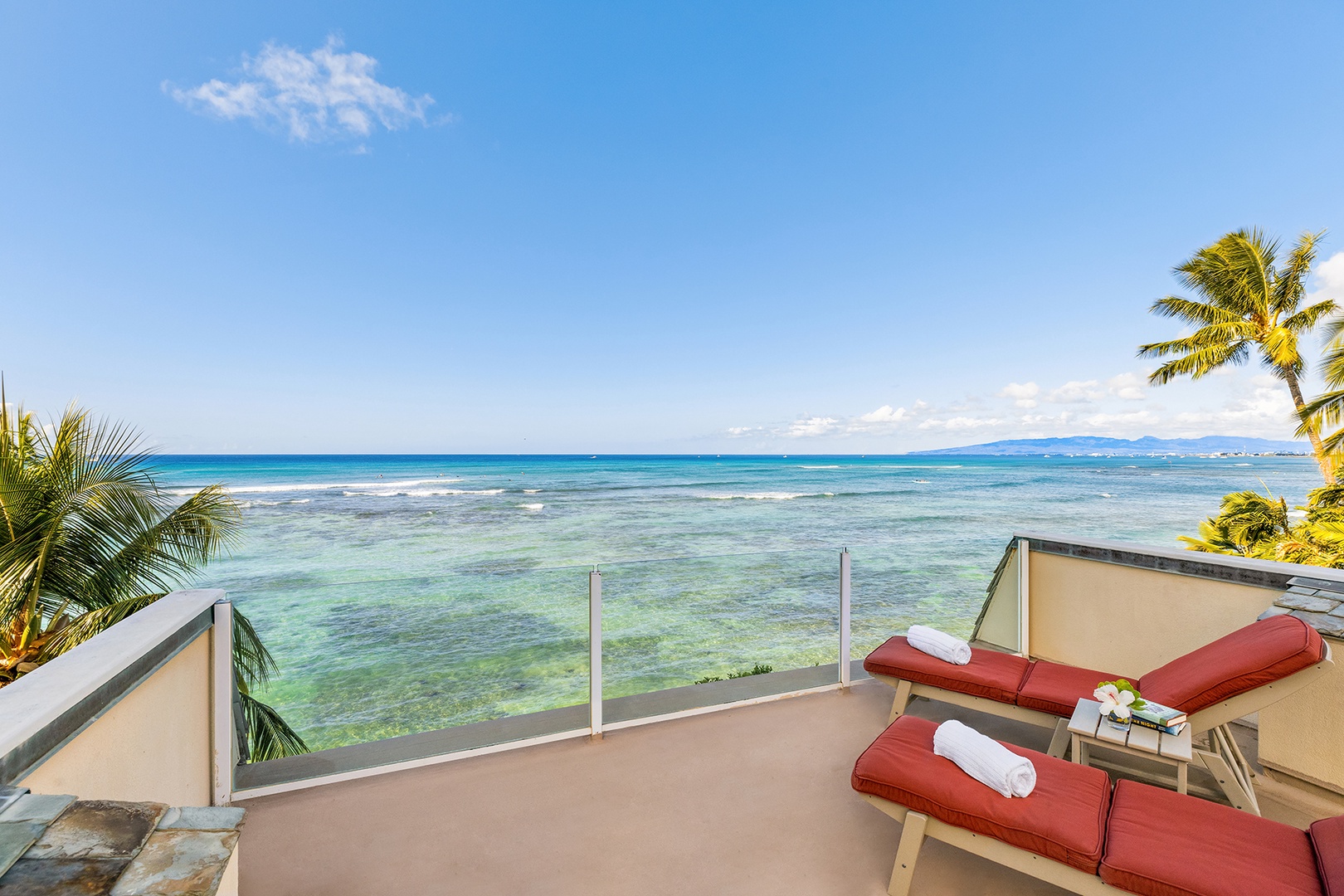 Honolulu Vacation Rentals, Diamond Head Surf House - Lanai Overlook