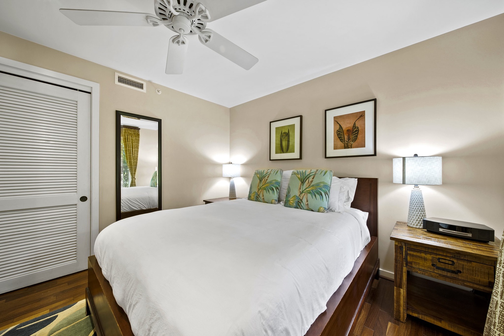 Kahuku Vacation Rentals, Turtle Bay Villas 112 - Guest bedroom with Queen sized bed