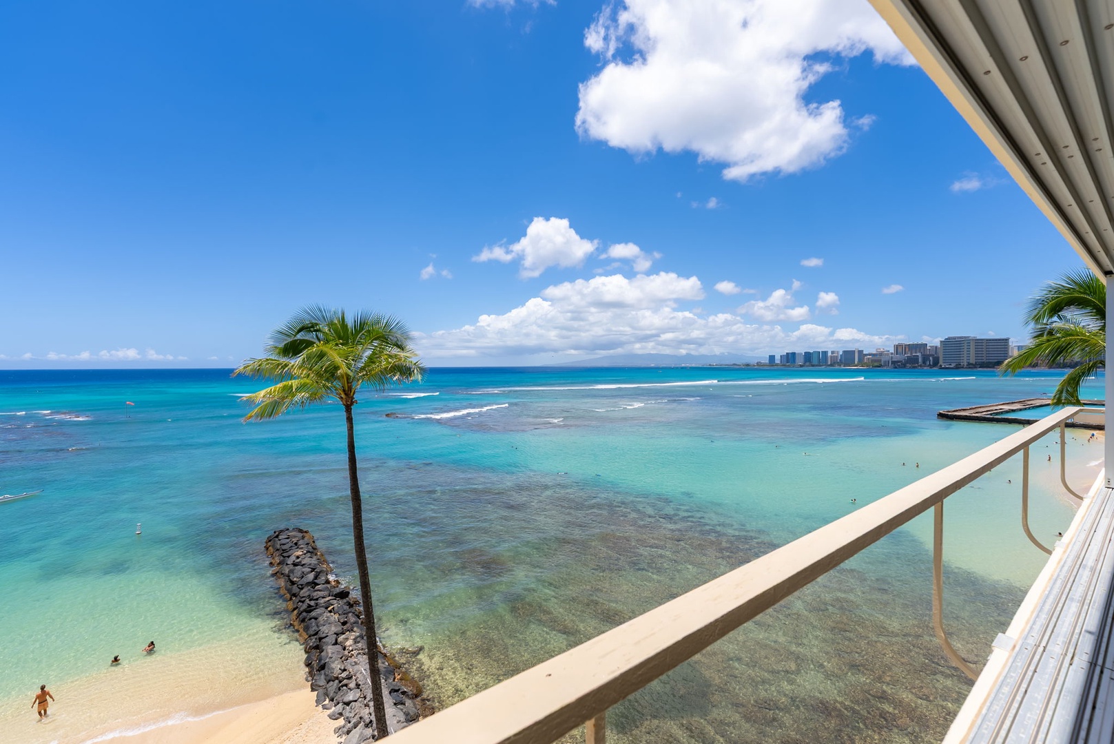 Honolulu Vacation Rentals, Colony Surf Luxe - Incredible panoramic view from the studio, overlooking the turquoise waters of Waikiki and Kaimana Beach.