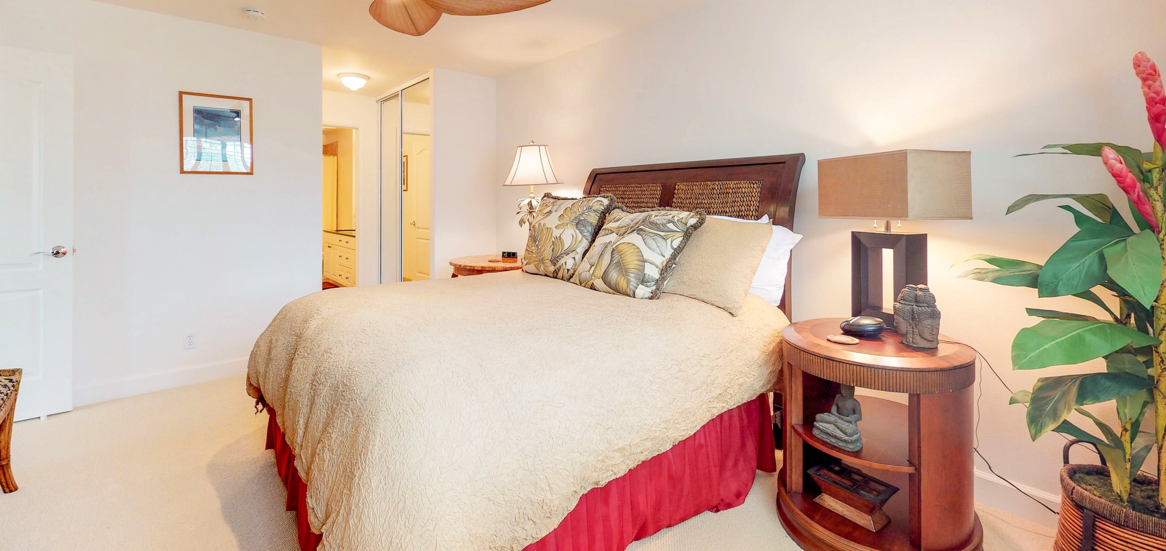 Kapolei Vacation Rentals, Ko Olina Kai 1105E - Comfortably furnished primary bedroom.