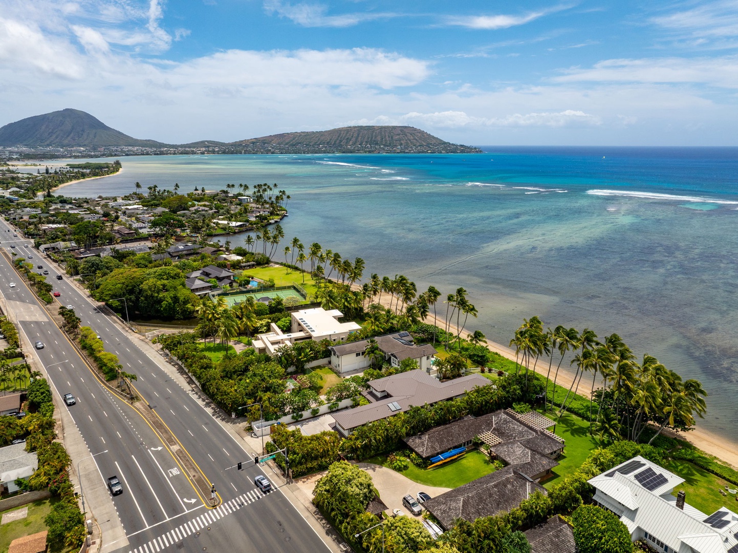 Honolulu Vacation Rentals, Paradise Beach Estate - Located minutes from Diamond Head and Waikiki, the estate sits along a scenic stretch of coastline with easy access to adventure.
