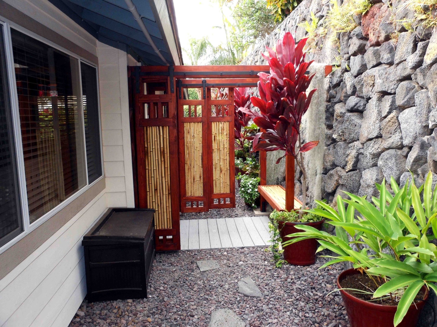 Kailua Kona Vacation Rentals, Hale Alaula - Ocean View - Rinse off under the stars with a private outdoor shower.