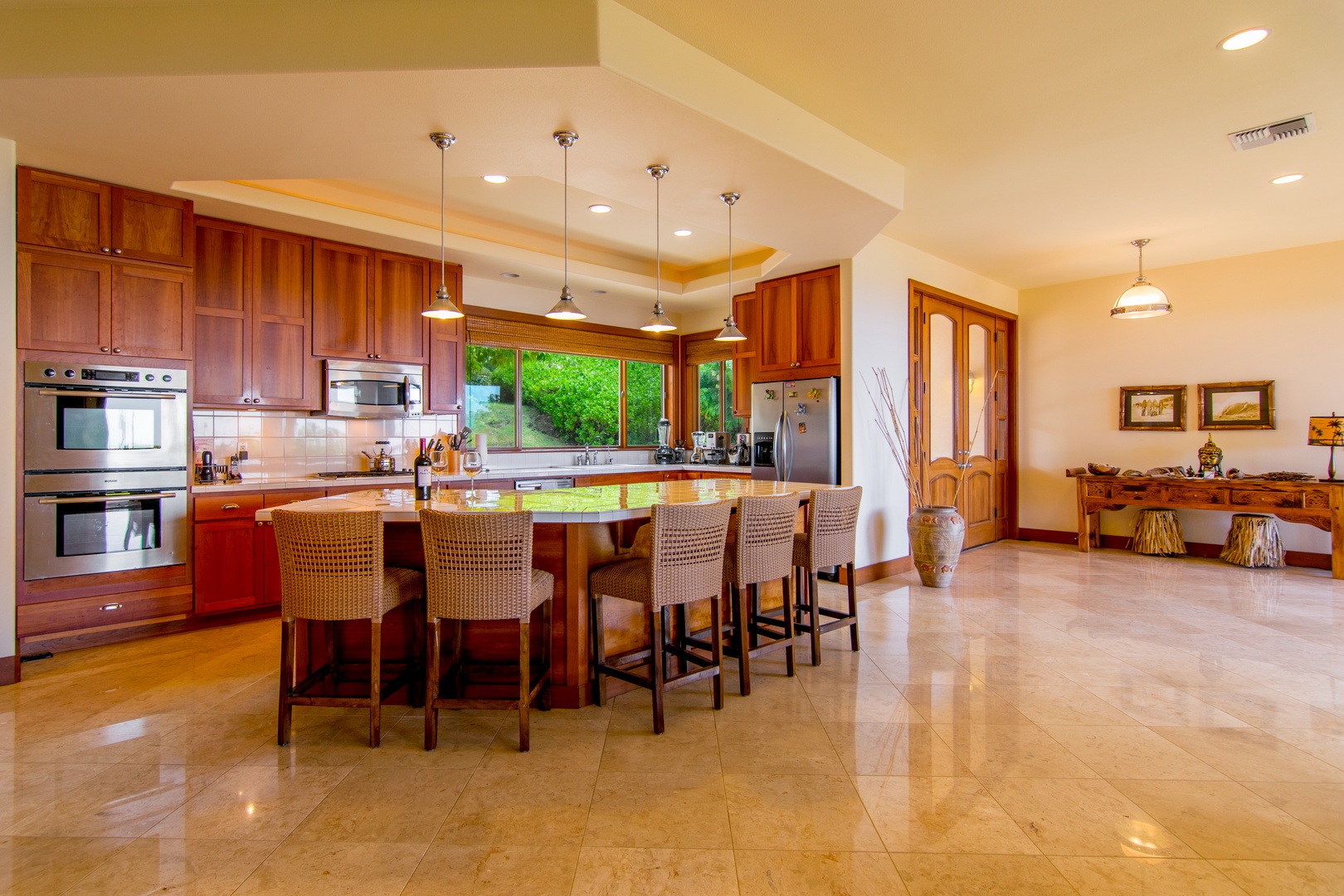 Lahaina Vacation Rentals, Makena Aloha Estate* - Modern Spacious Main House Kitchen