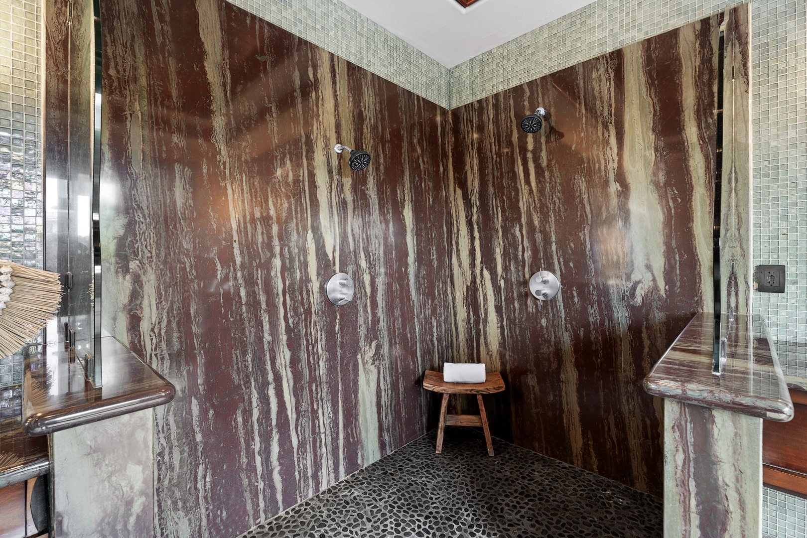 Kamuela Vacation Rentals, Hale Konane - Striking ensuite with a natural stone shower surround, evoking a tranquil, outdoor feel.