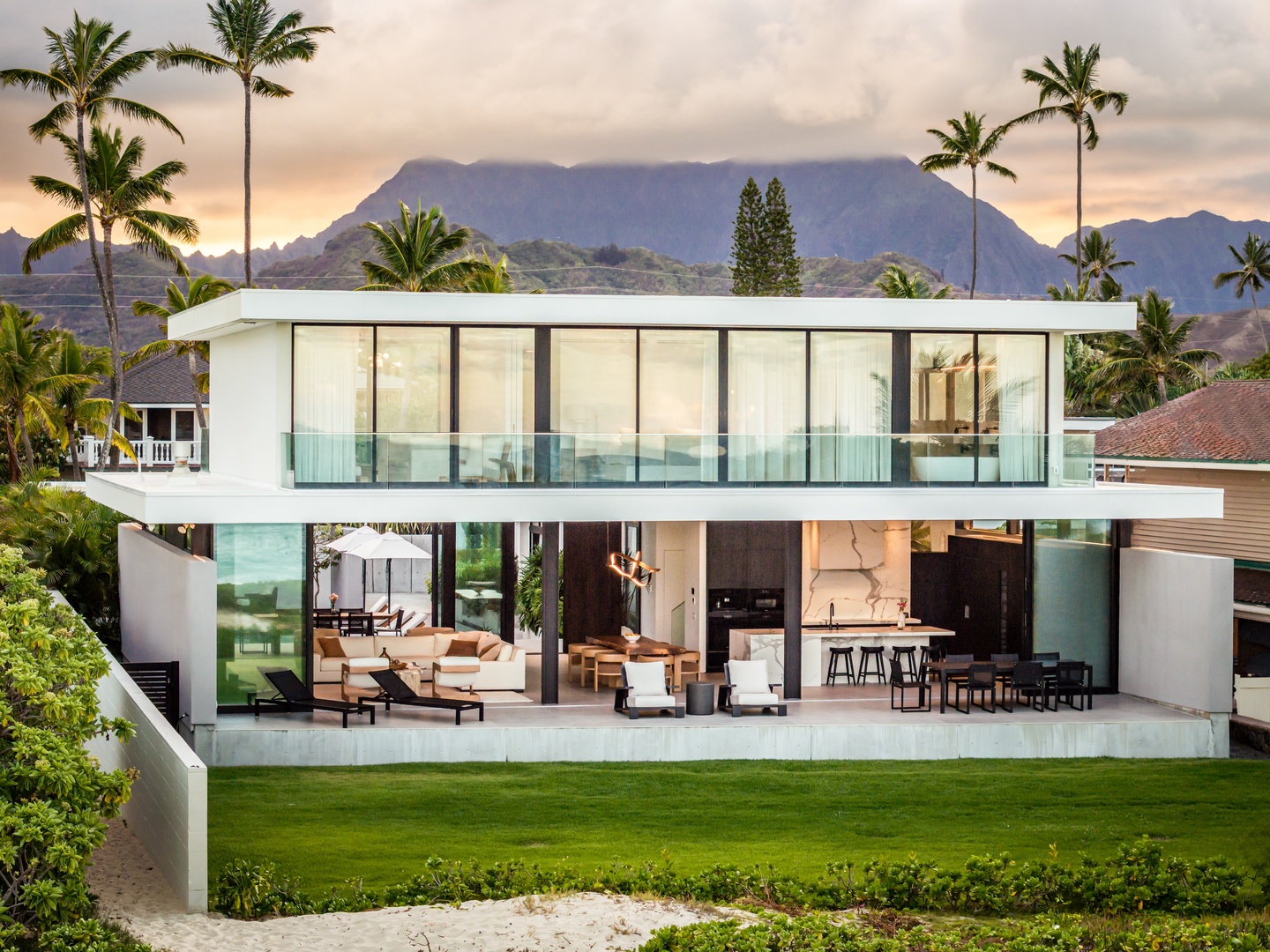 Kailua Vacation Rentals, Kailua Beach Escape - Wake to mountain vistas, swaying palms, and the relaxed rhythm of beachfront living.