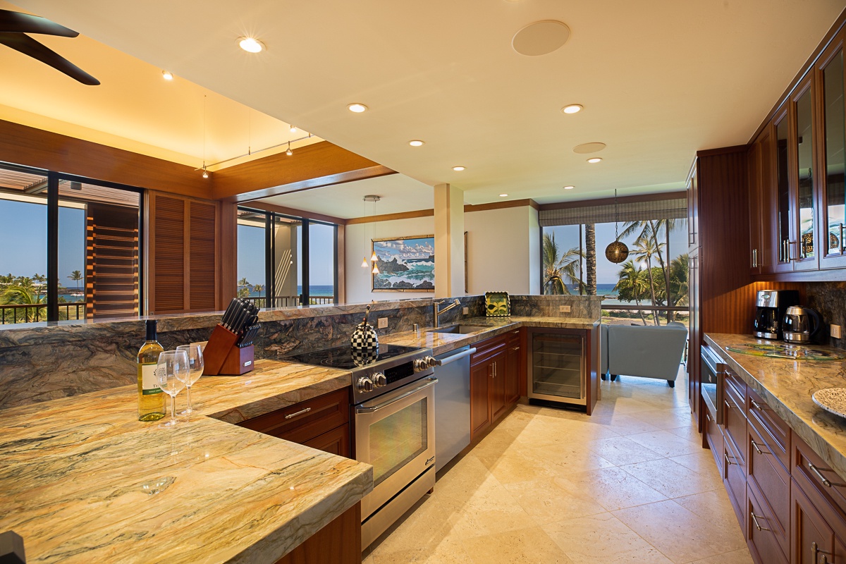 Kamuela Vacation Rentals, Mauna Lani Terrace A303 - Spacious Open Kitchen