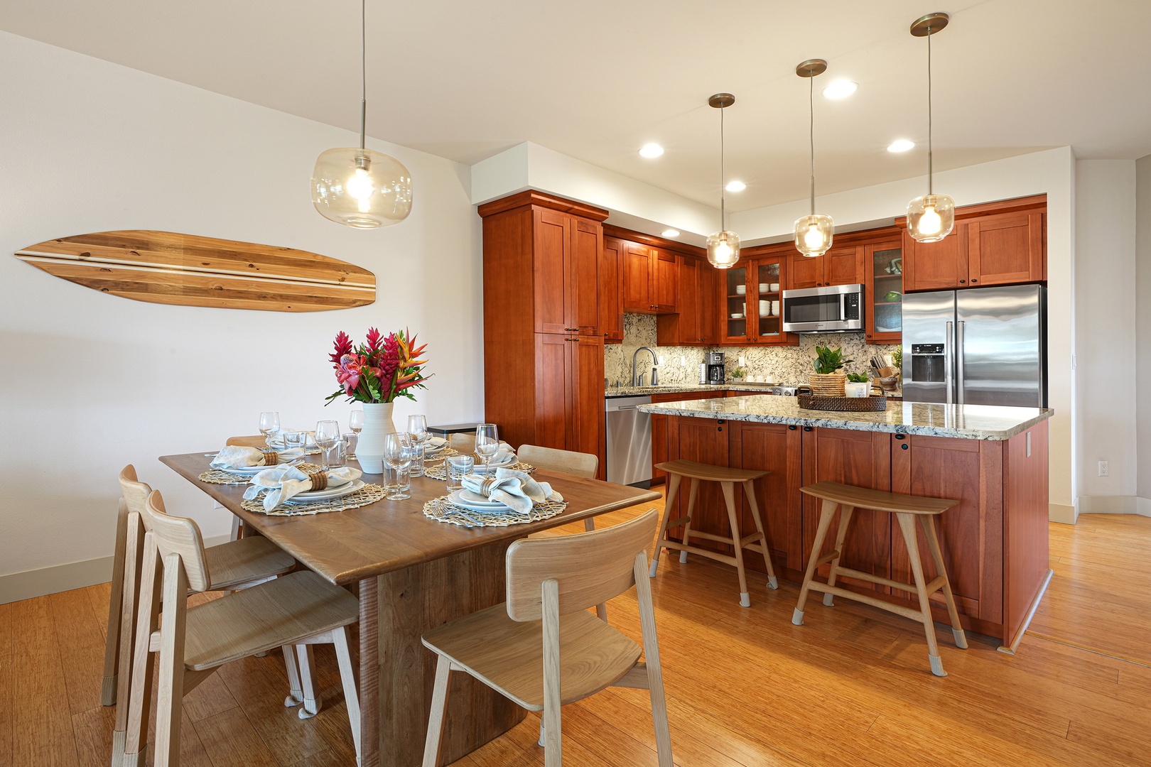 Koloa Vacation Rentals, Pili Mai 11K - The dining area is just off the kitchen and offers seating for 6.