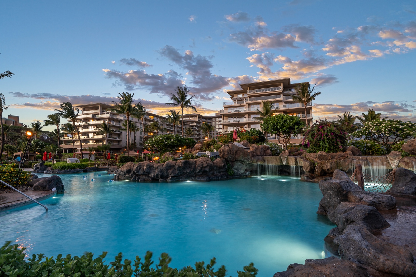 Lahaina Vacation Rentals, Honua Kai Konea 230 - Honua Kai Konea 230 invites you into lush resort grounds framed by palms and ocean breezes.