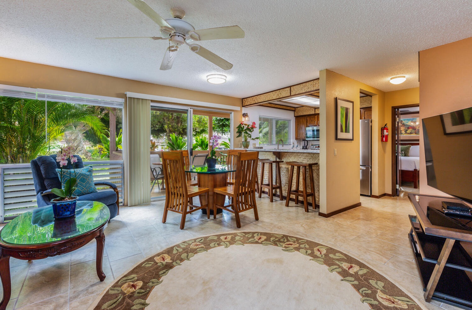 Princeville Vacation Rentals, Hideaway Haven - Experience seamless connection and bond with loved ones in our open-concept floorplan.