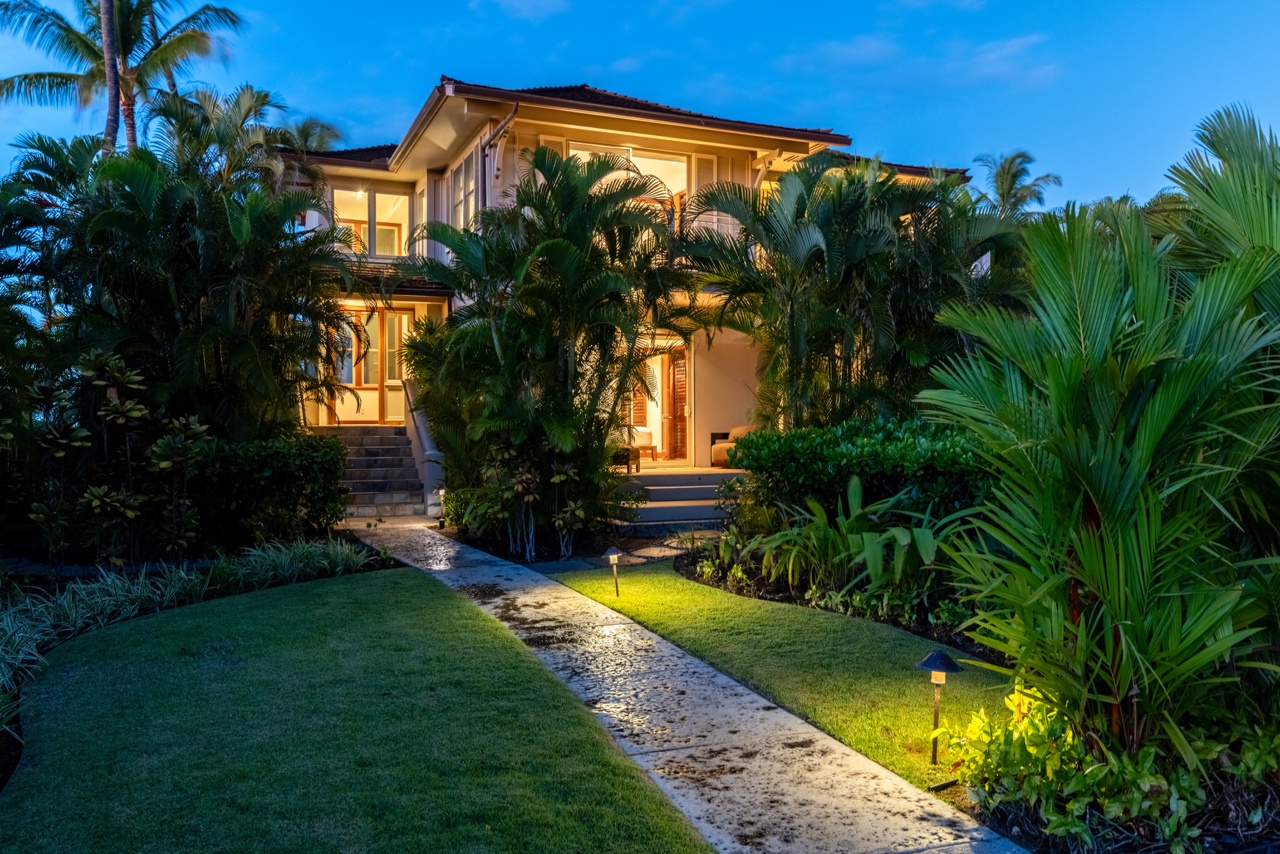 Kailua Kona Vacation Rentals, 3BD Ka'Ulu Villa (109A) at Hualalai Resort - Lush landscaping welcomes you to your villa entrance.