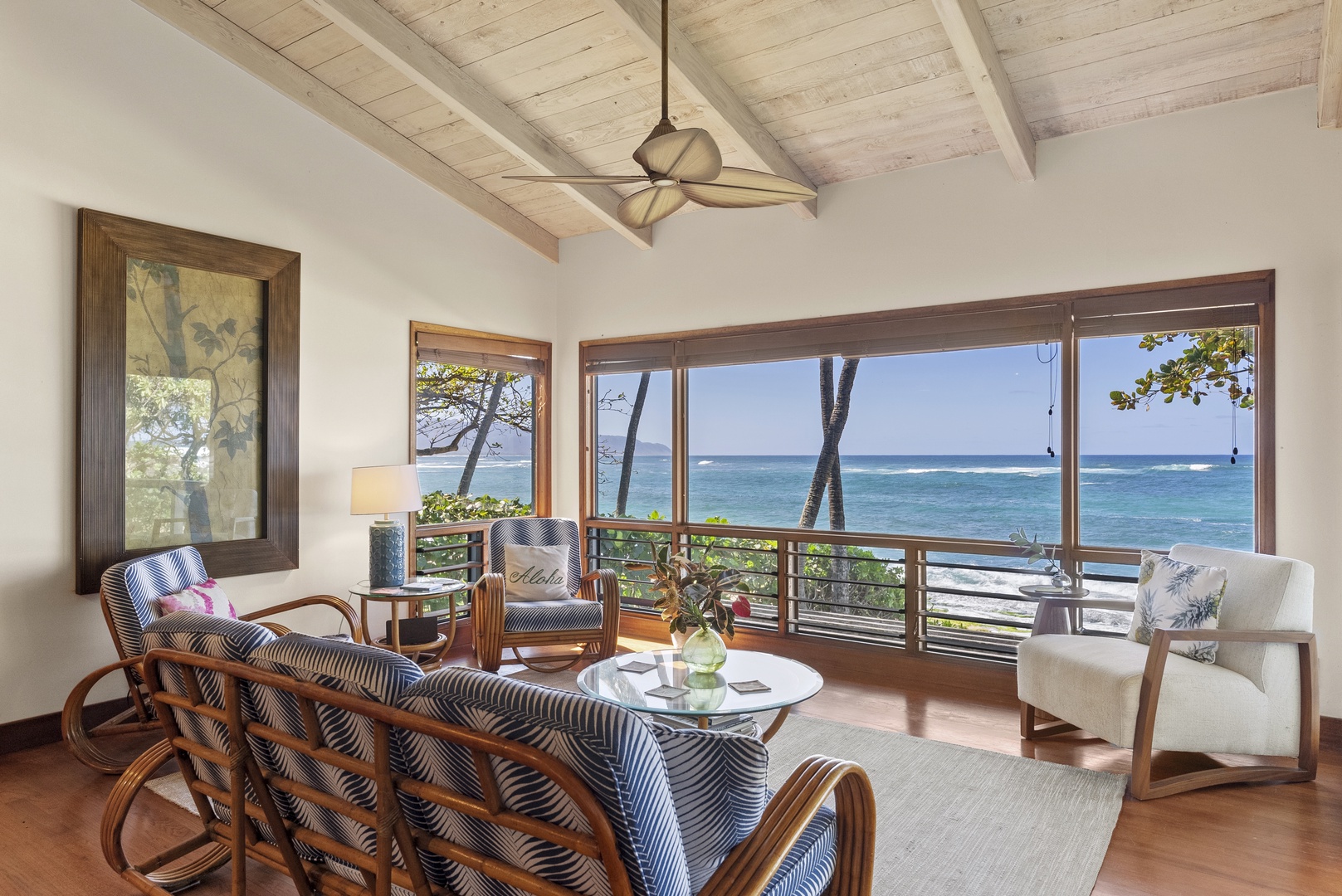 Haleiwa Vacation Rentals, Maluhia Beach House - A cozy and inviting lounge area, perfect for enjoying the sea breeze.