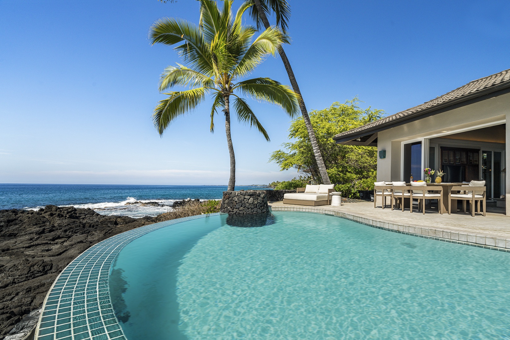 Kailua Kona Vacation Rentals, Ali'i Point #9 - Tide pools and coco palms remind you why you came to paradise