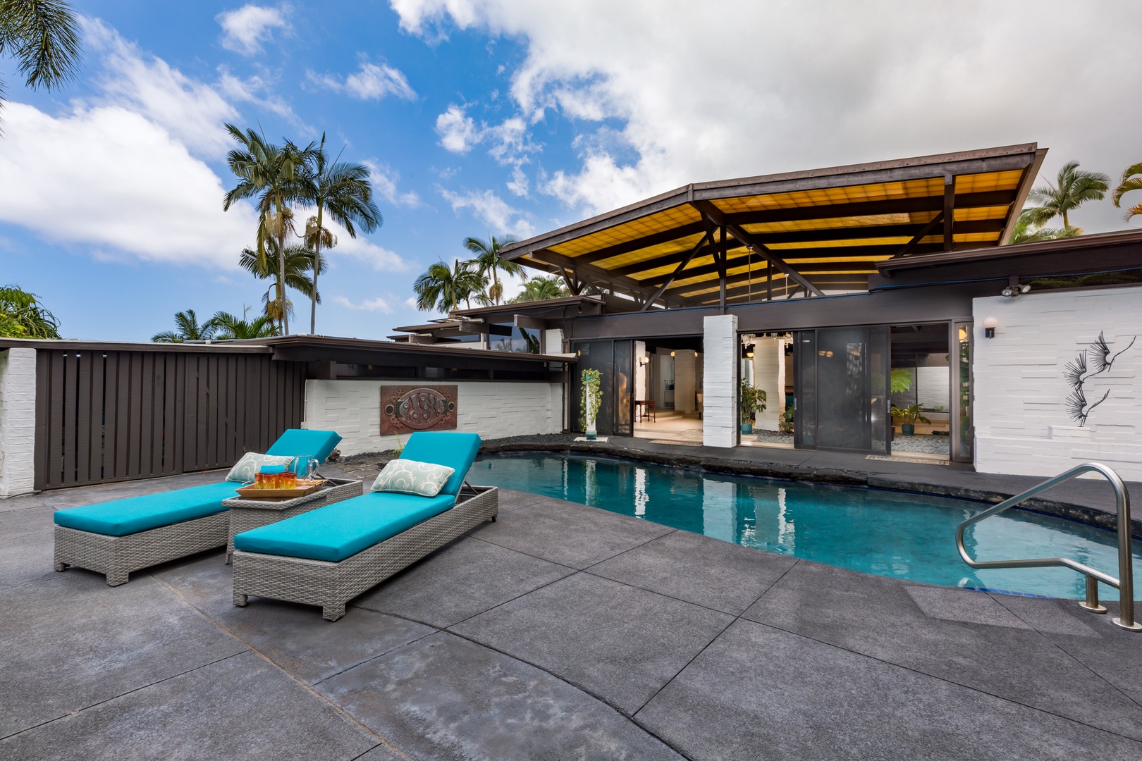 Kailua Kona Vacation Rentals, Ono Oasis - Lounge in Style!