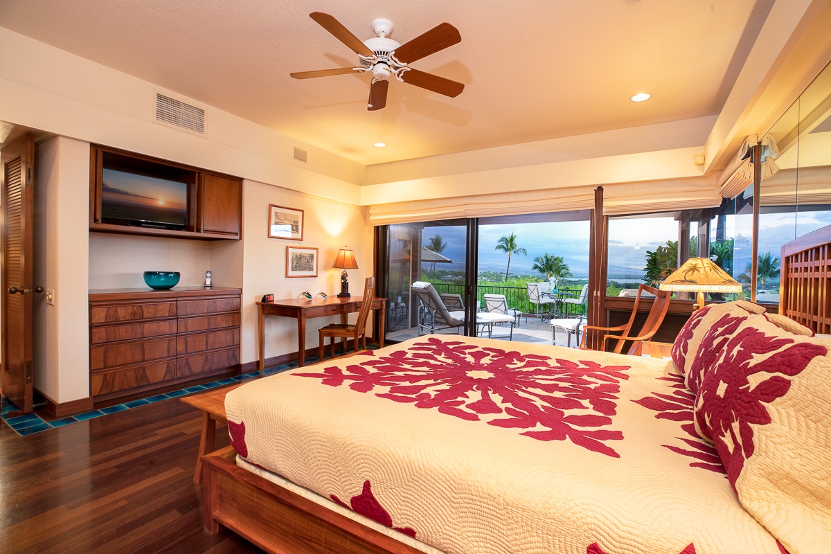 Kamuela Vacation Rentals, Mauna Kea Villas #13 - King bed