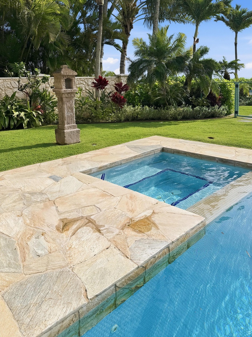 Honolulu Vacation Rentals, Maunalua Estate - Soak in your private hot tub surrounded by swaying palms and tropical gardens, then cool off in the crystal-clear pool.