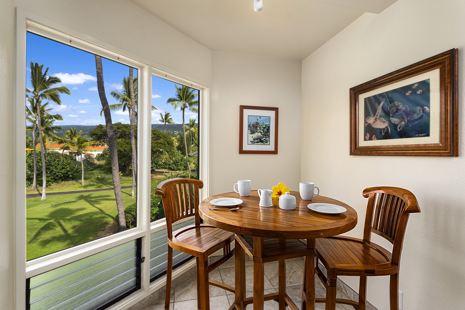Kailua Kona Vacation Rentals, Kanaloa at Kona 1606 - Eat in Kitchen with golf course views!
