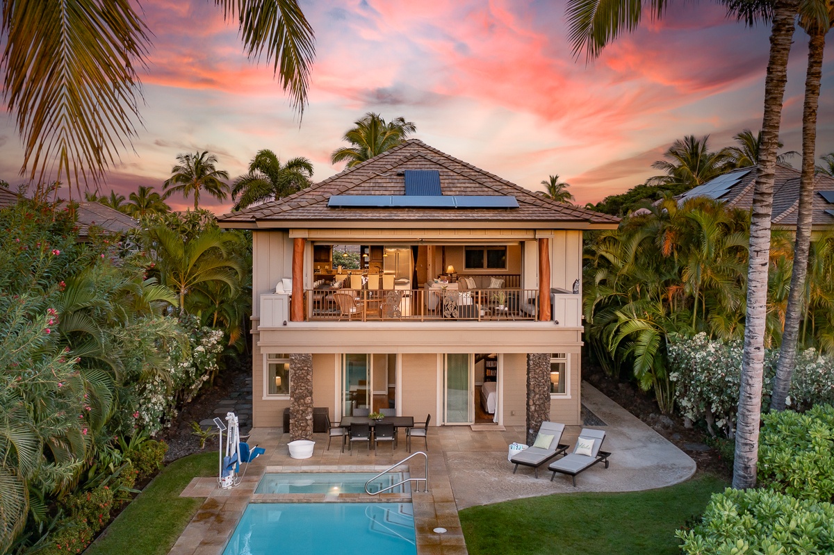 Kamuela Vacation Rentals, Mauna Lani KaMilo #217 - Situated in the Mauna Lani Resort on the famed Francis H. Brown North Golf Course, this Kohala Coast vacation rental home with a private pool and spa is fully air conditioned and beautifully decorated